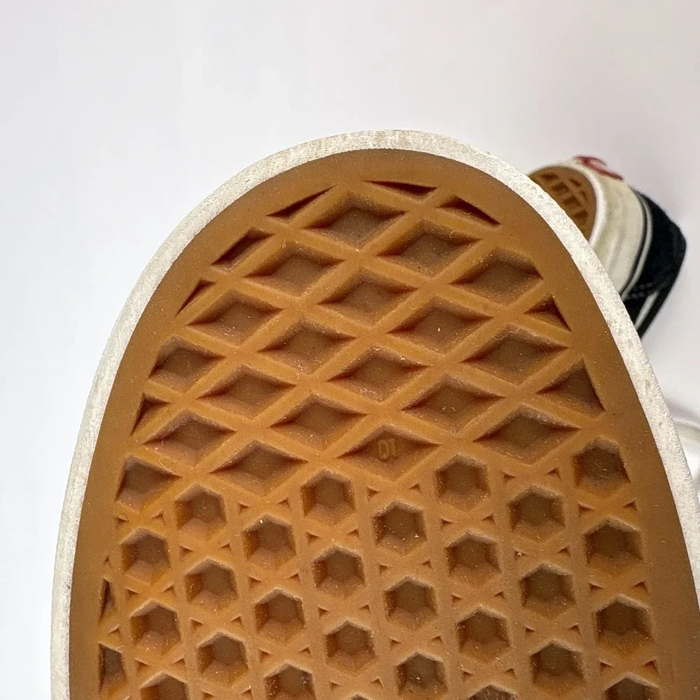 Vans Old Skool Low Top Skate Shoes M 7‎ W 8.5 Black White Canvas Suede - Picture 8 of 16